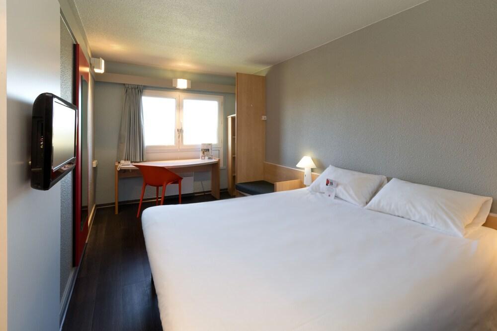 Ibis Dizier Hotel 3*